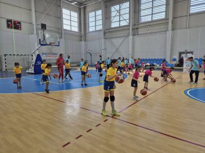 Her World, Her Rules 3x3 Баскетбол за момичета до 10 г 2