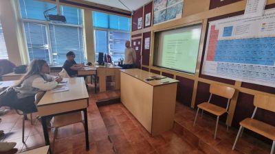 Открит урок с господин Тодор Брънков - СУ Петко Росен - Бургас