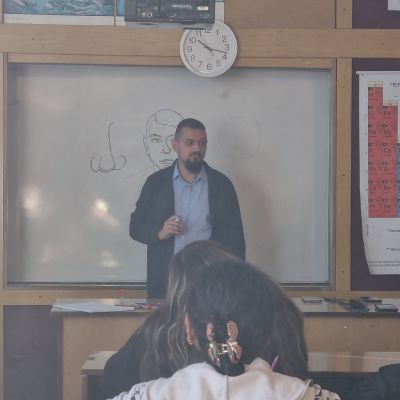 Открит урок с господин Валентин Вачев - СУ Петко Росен - Бургас