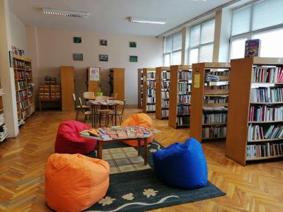 Библиотека - СУ Петко Росен - Бургас