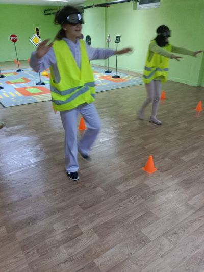 Вътрешна площадка по БДП в СУ "Петко Росен" - СУ Петко Росен - Бургас